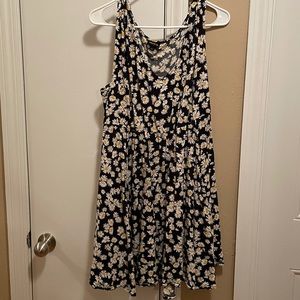 Never worn daisy dress!